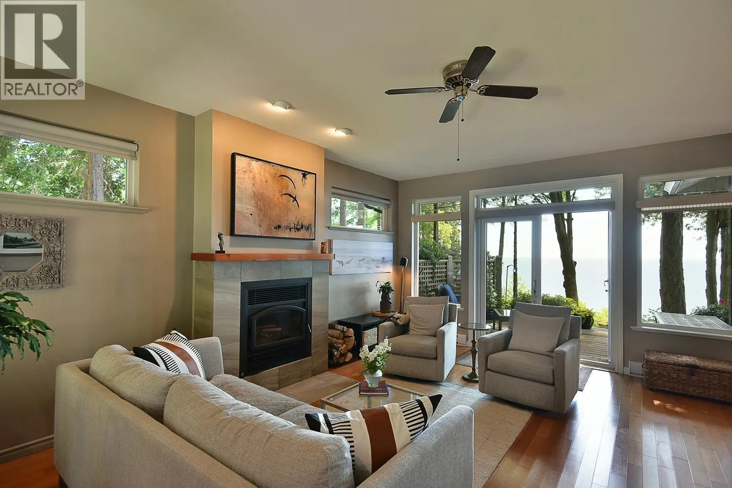 7647 EUREKA PLACE