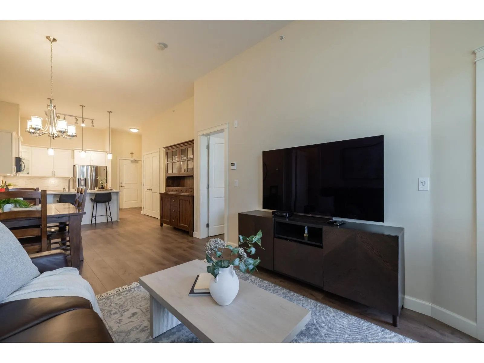 609 20325 85 AVENUE