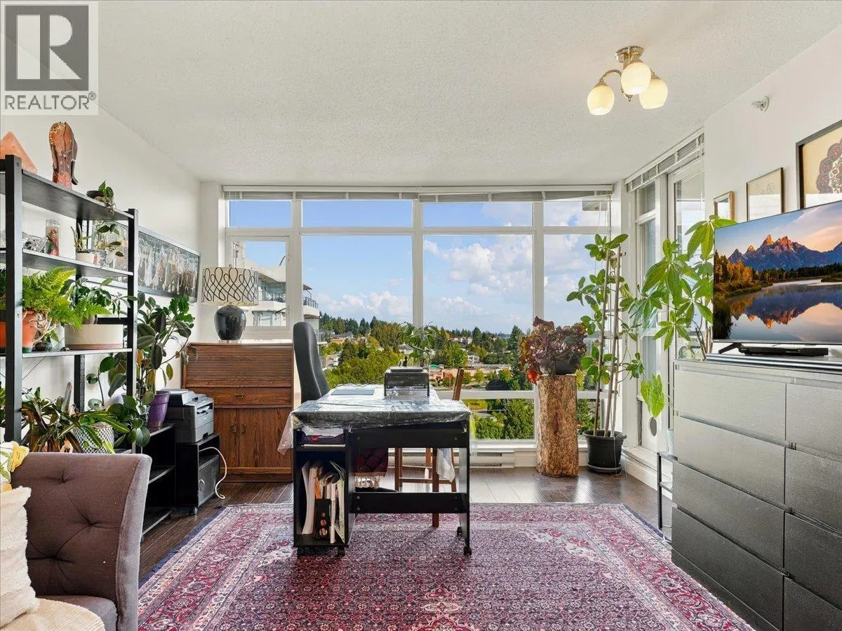 1608 555 DELESTRE AVENUE