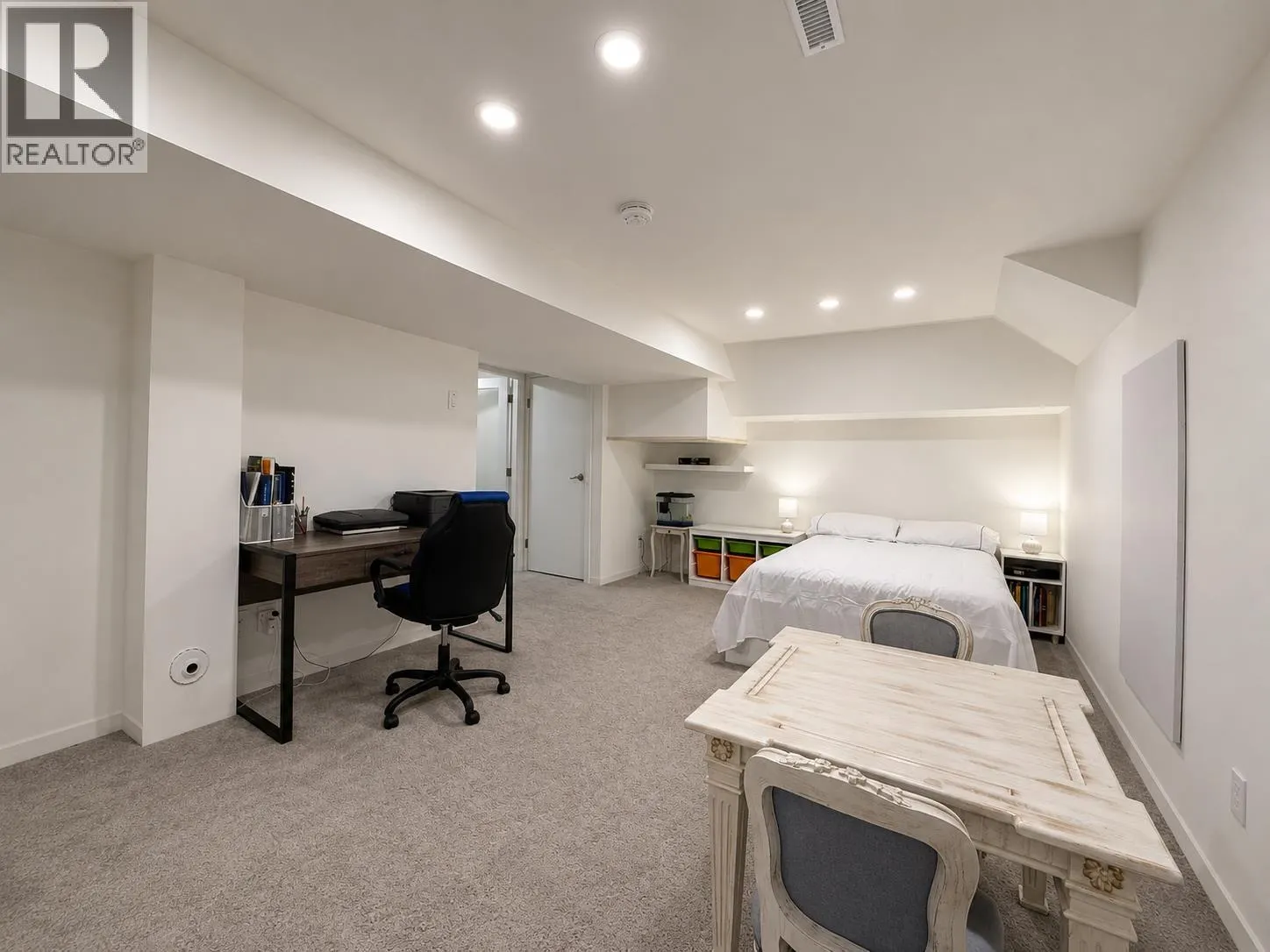 1741 RUFUS DRIVE