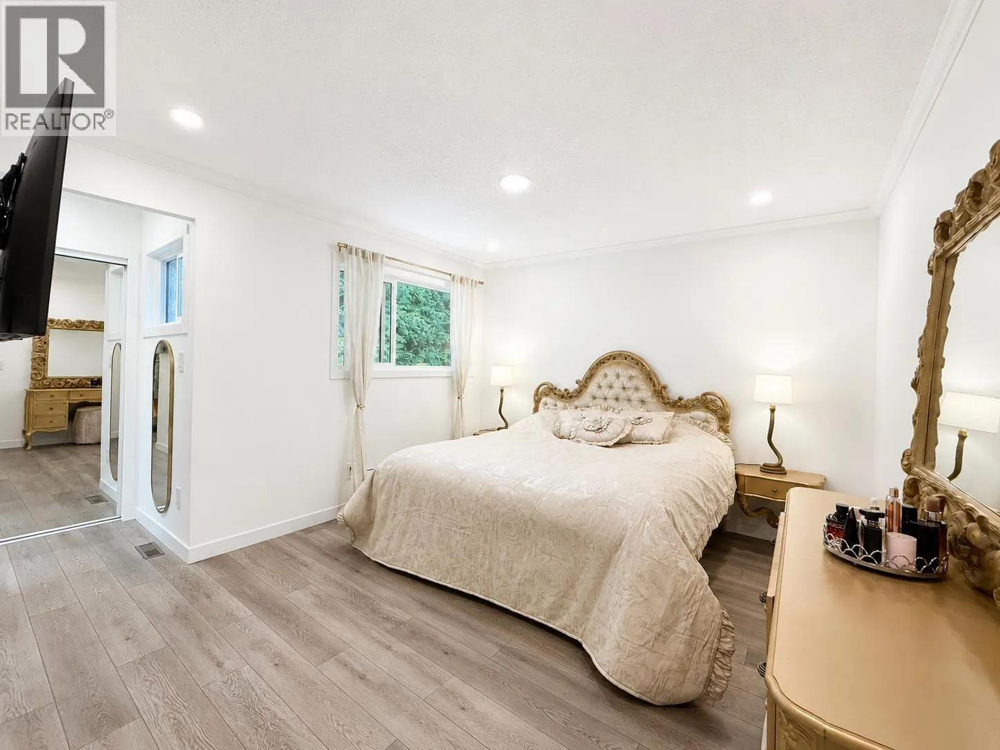 1741 RUFUS DRIVE