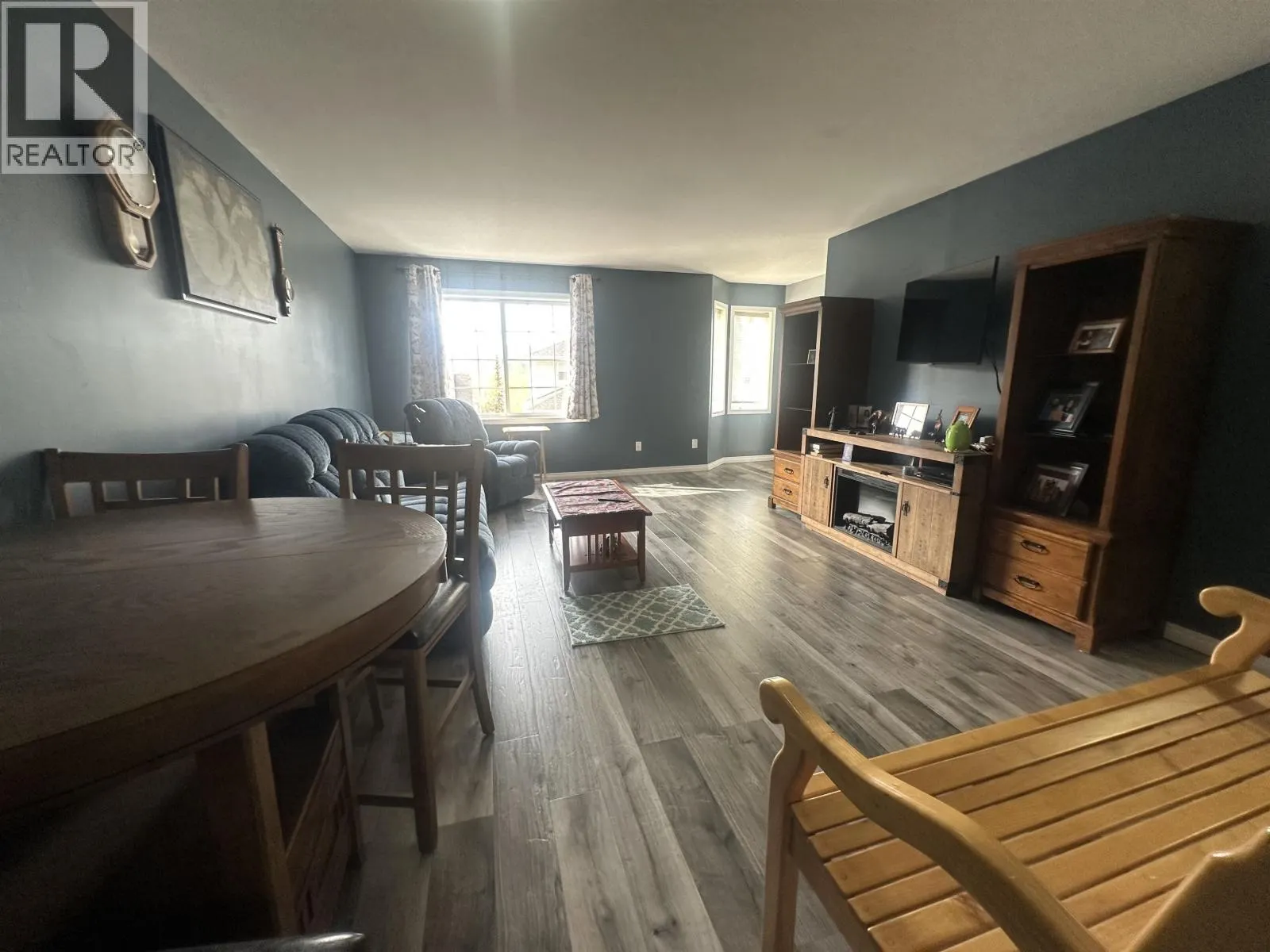 54 350 PEARKES DRIVE
