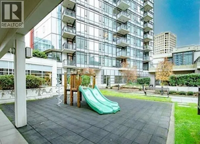 20XX 1211 MELVILLE STREET