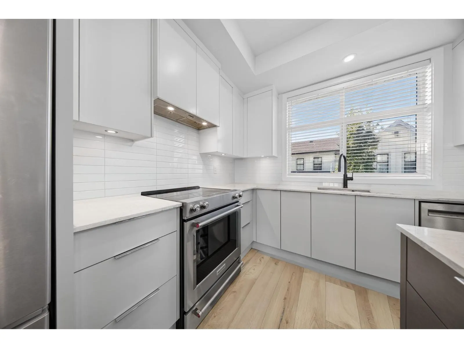 209 46211 PROMONTORY ROAD|Sardis South