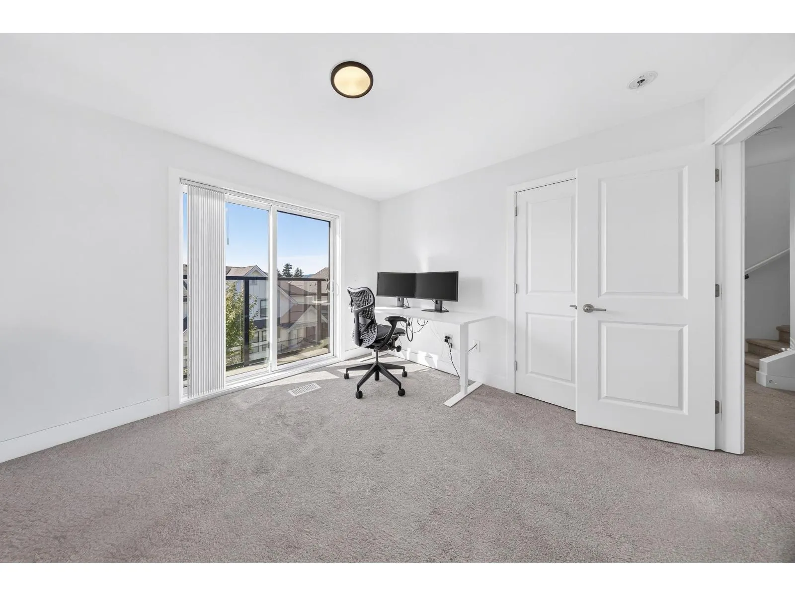 209 46211 PROMONTORY ROAD|Sardis South