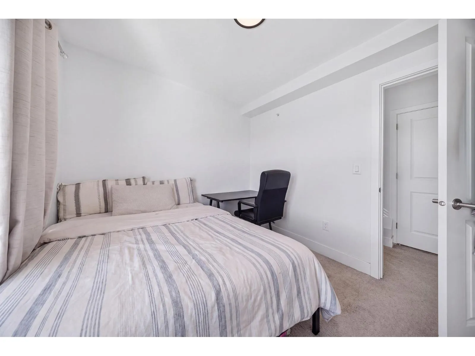 209 46211 PROMONTORY ROAD|Sardis South