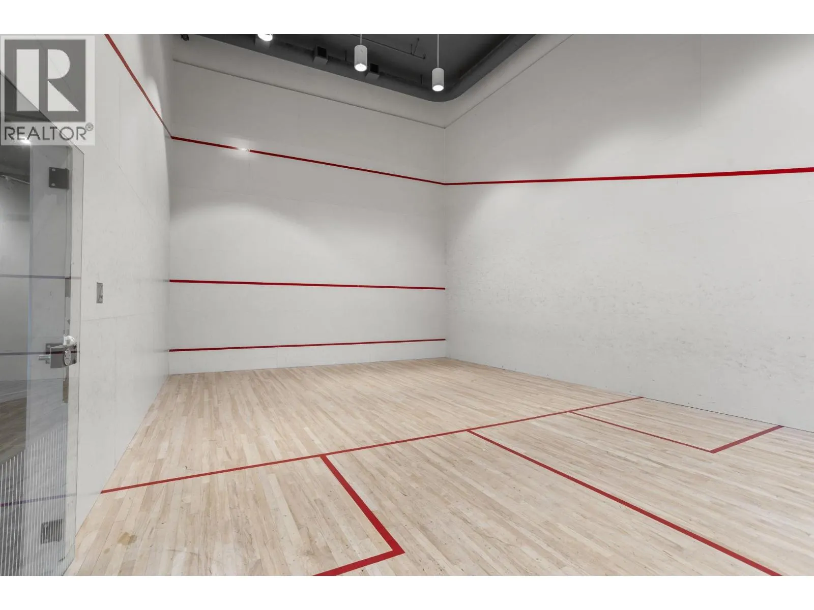 803 258 NELSON'S COURT