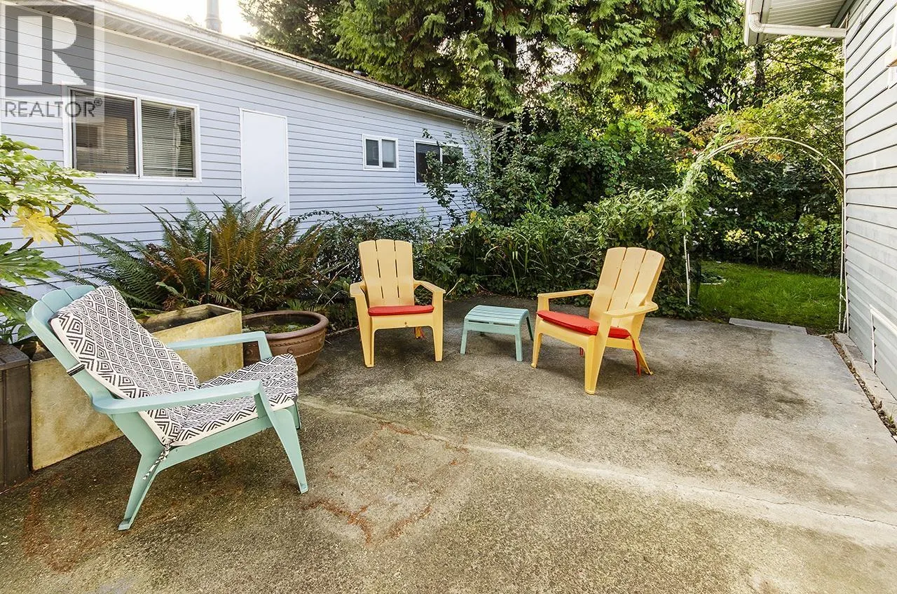 227 TOMAHAWK AVENUE
