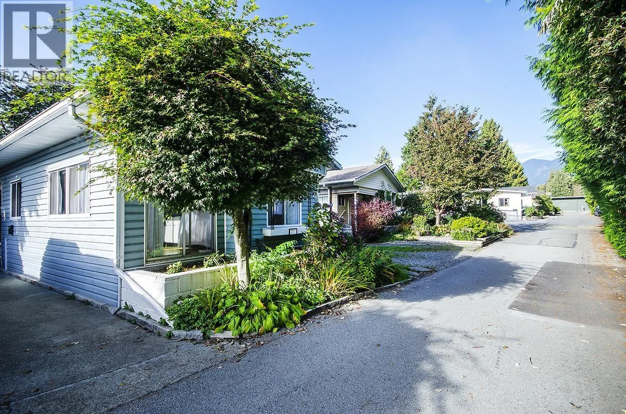 227 TOMAHAWK AVENUE