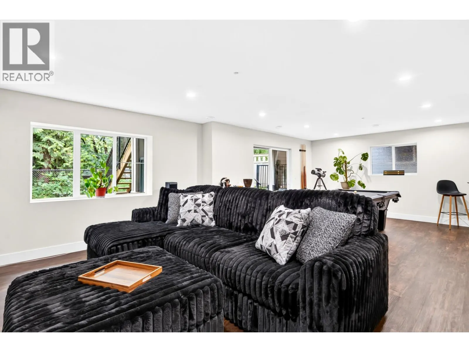 11181 239TH STREET