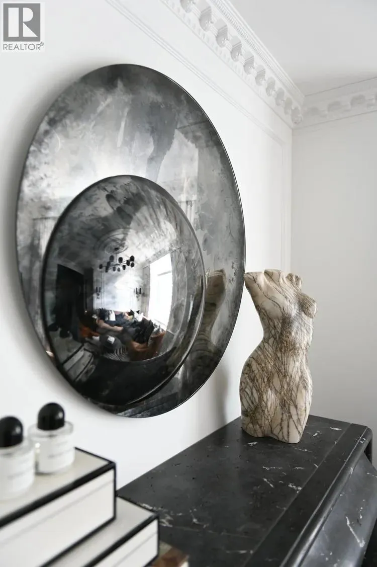 2503 198 AQUARIUS MEWS