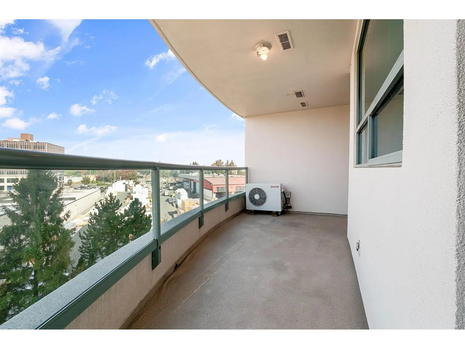 805 33065 MILL LAKE ROAD
