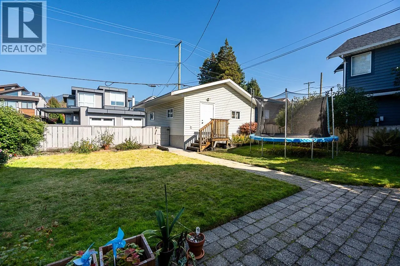 416 W 6TH STREET