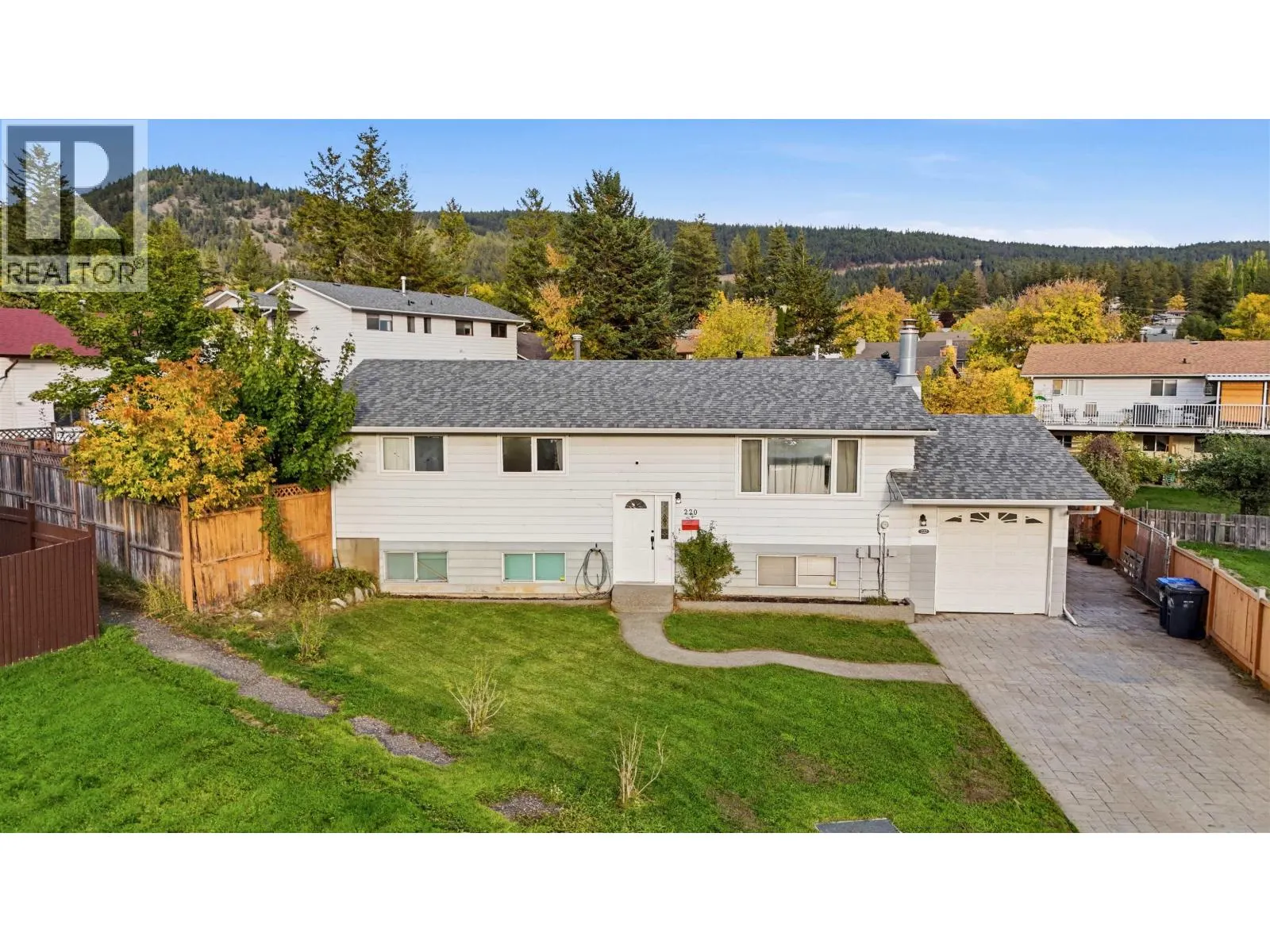 220 CORNWALL CRESCENT