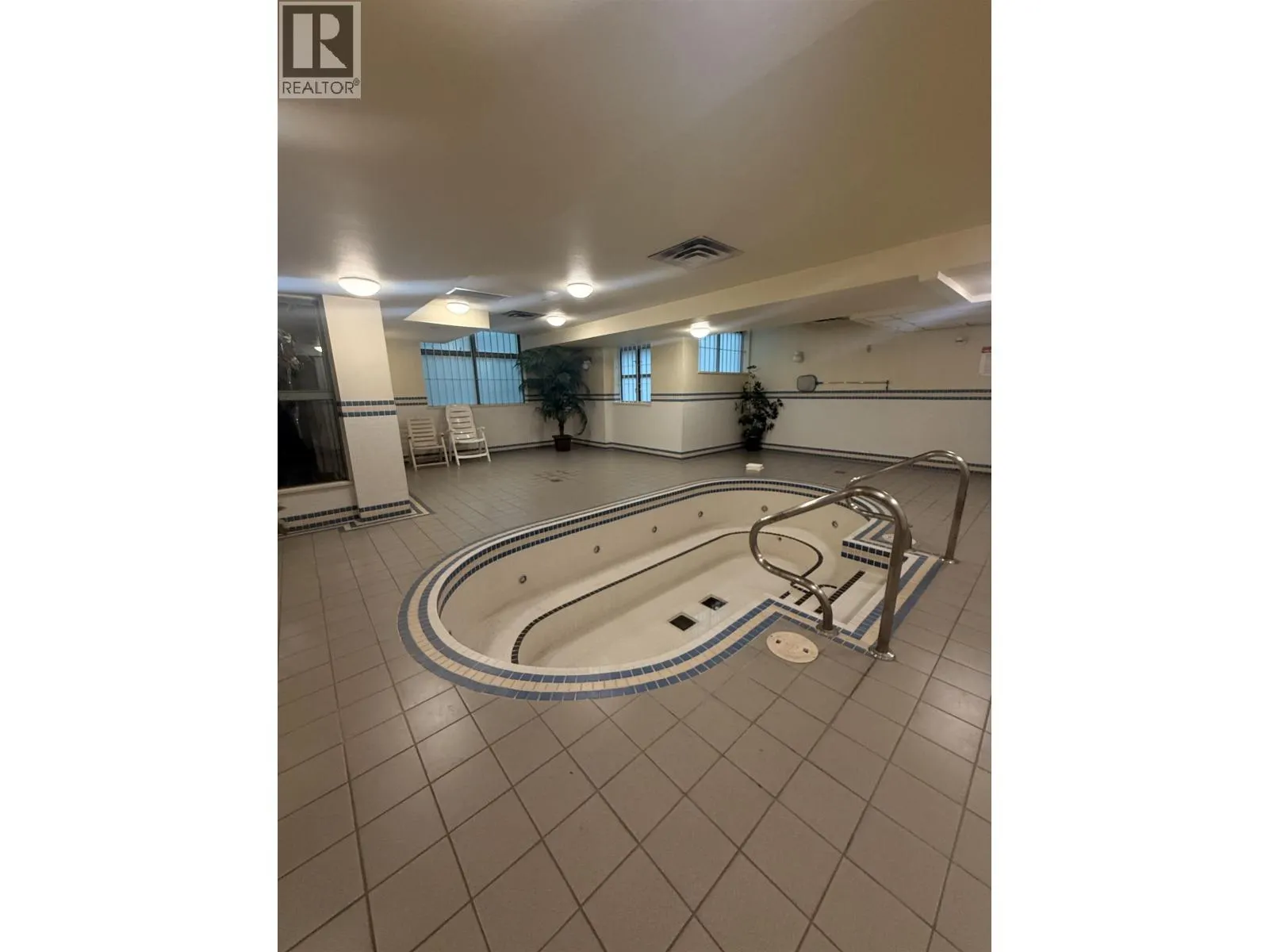 504 1159 MAIN STREET