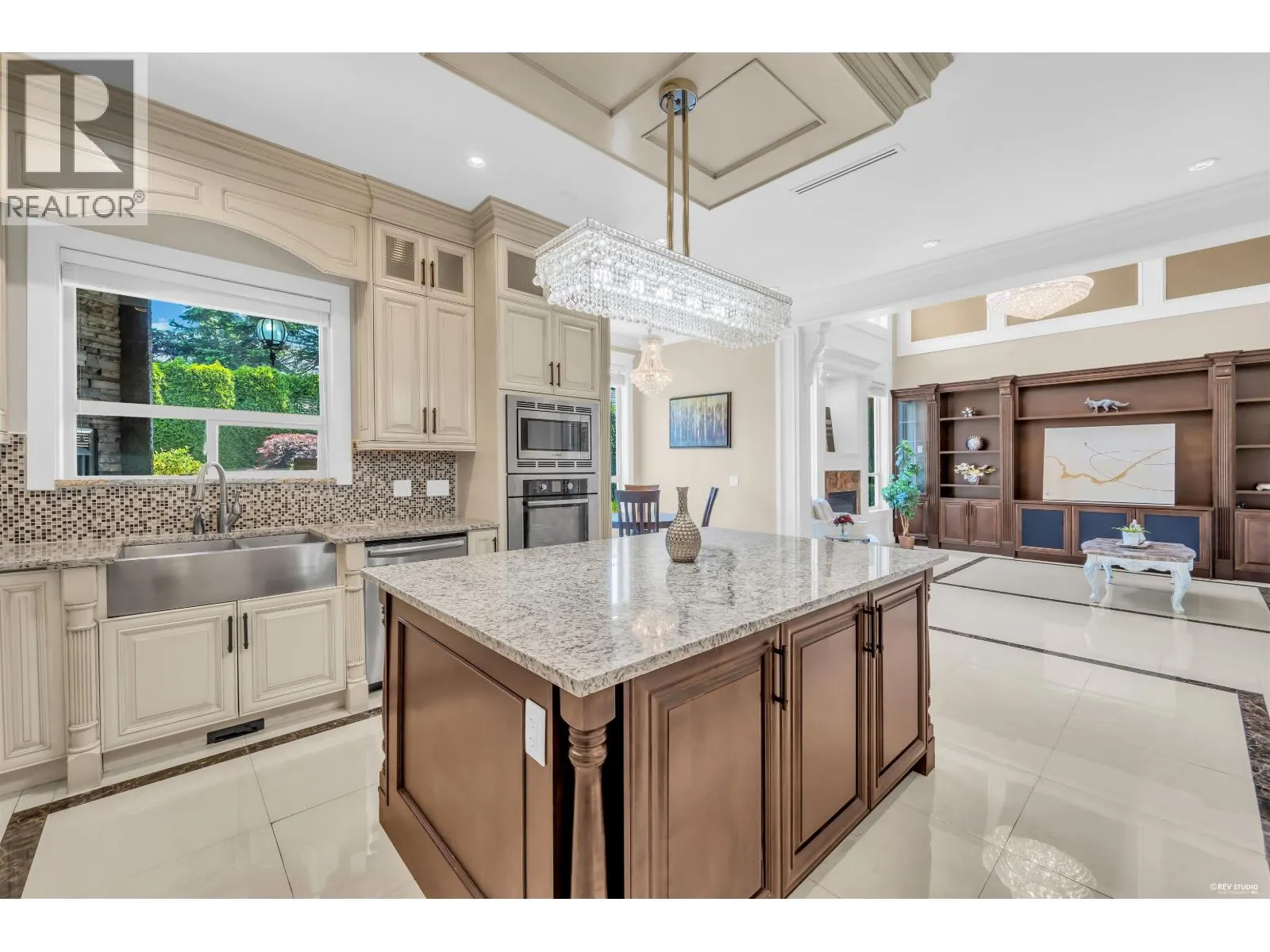 5628 GIBBONS DRIVE