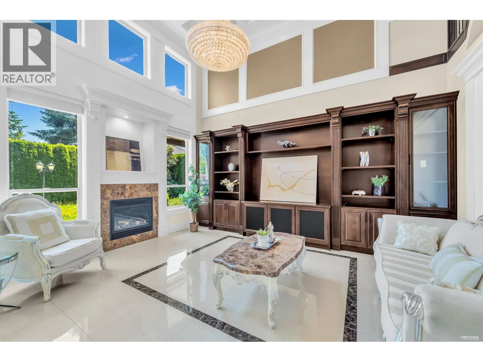 5628 GIBBONS DRIVE