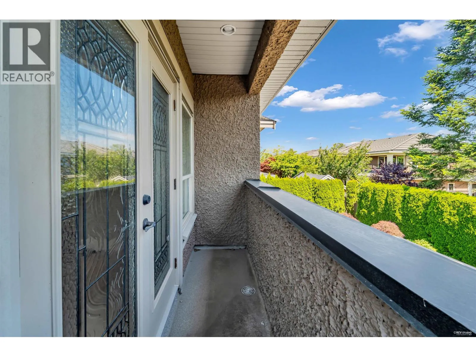5628 GIBBONS DRIVE