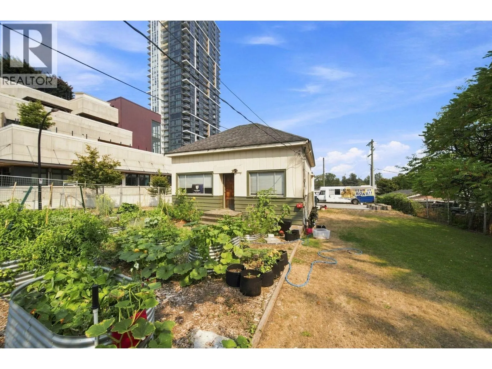 452 ROUSSEAU STREET