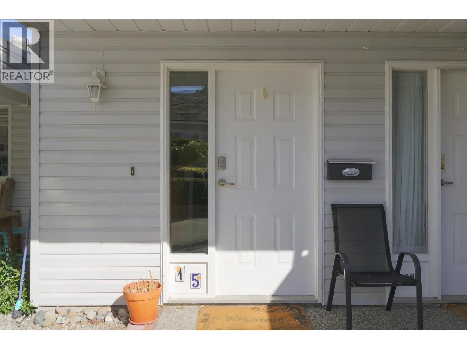 15 699 DOUGALL ROAD