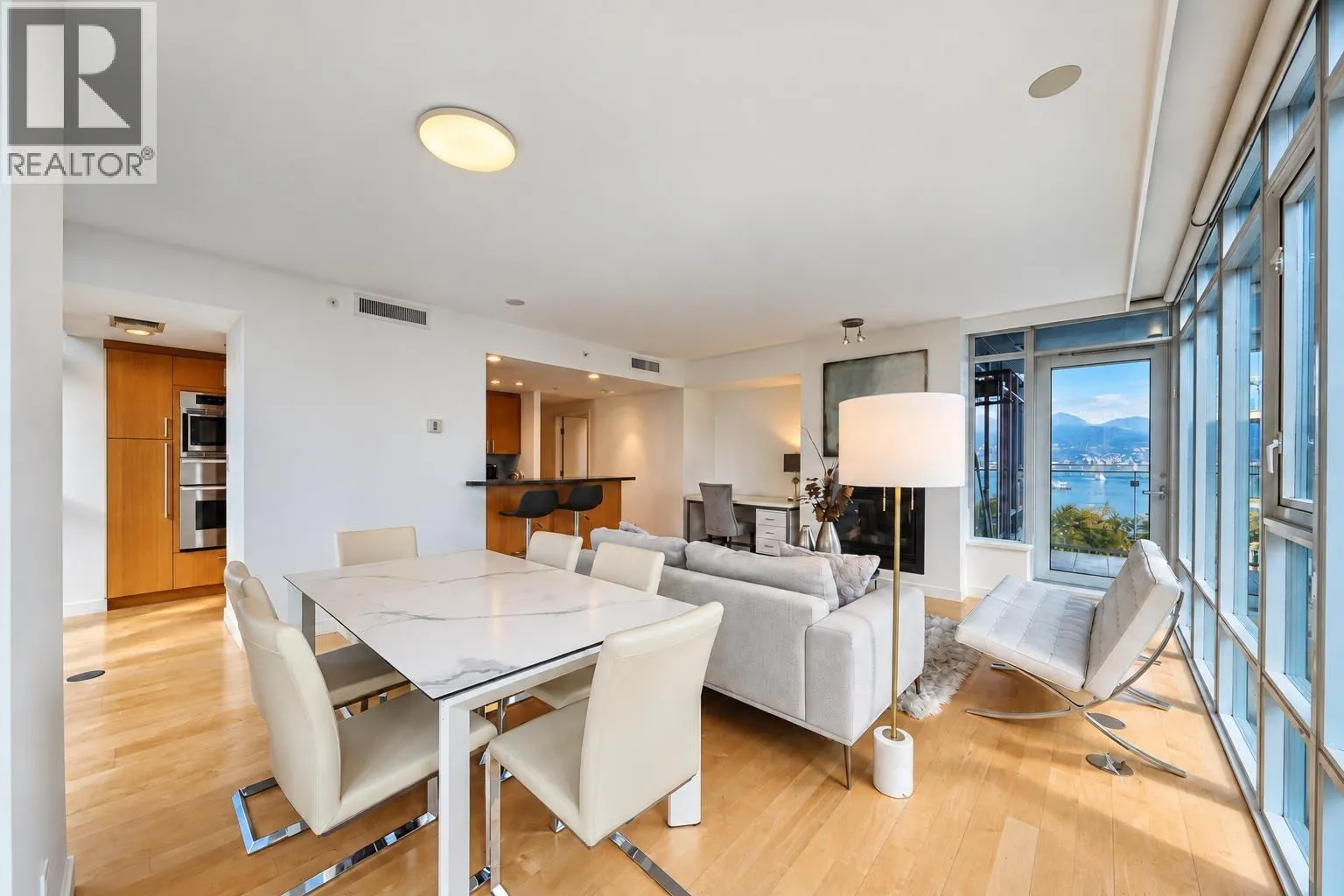 803 1281 W CORDOVA STREET