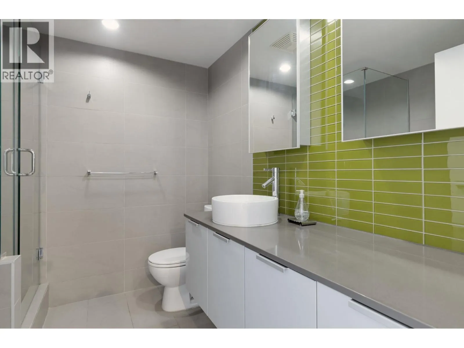 1803 108 W CORDOVA STREET