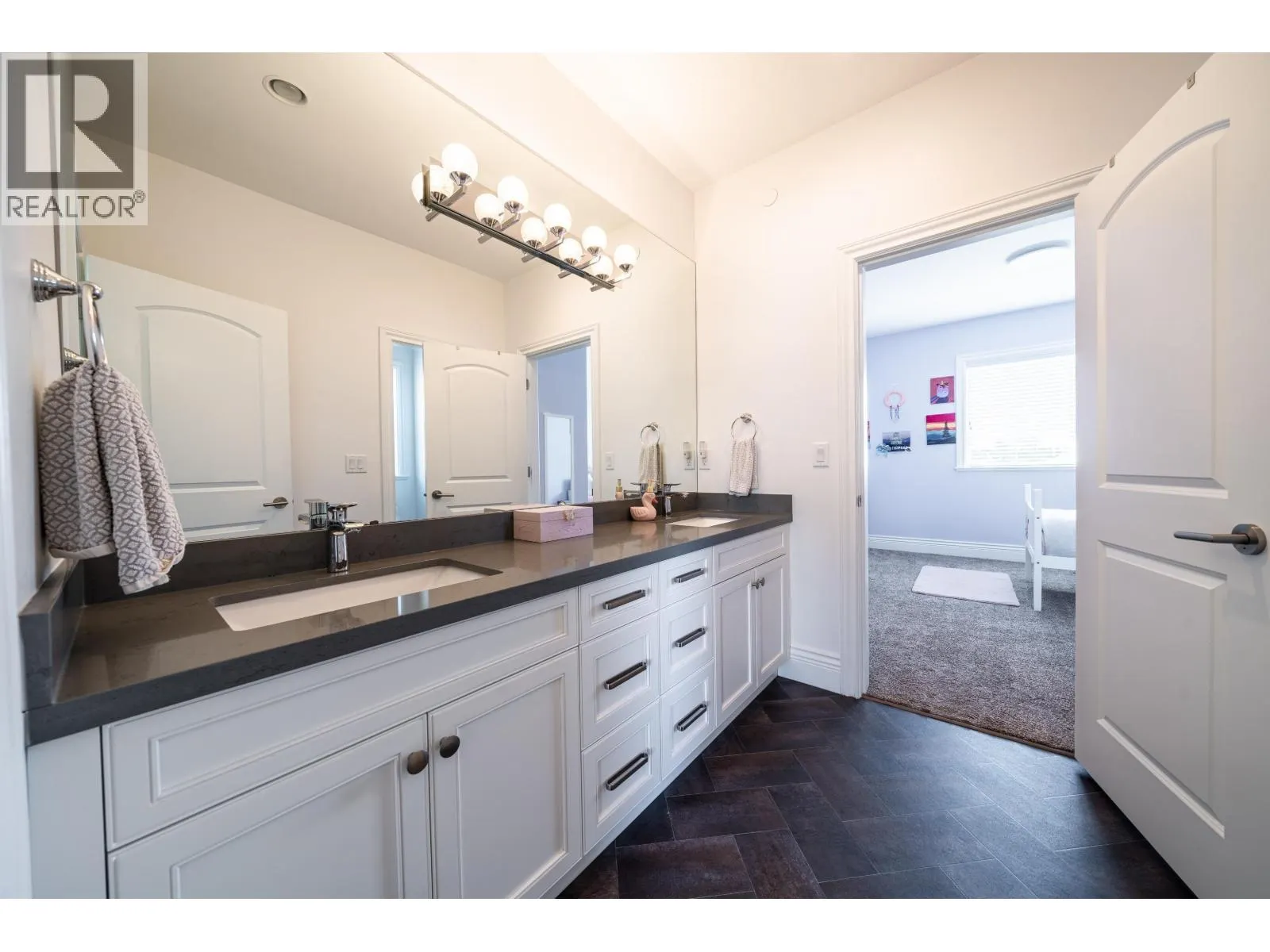 20142 123A AVENUE