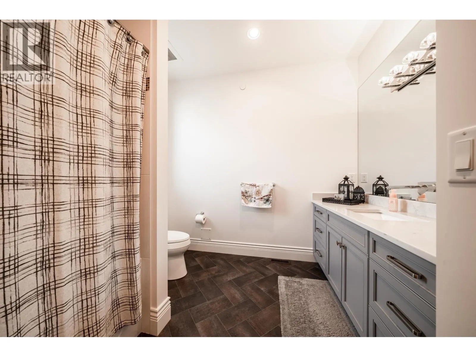 20142 123A AVENUE