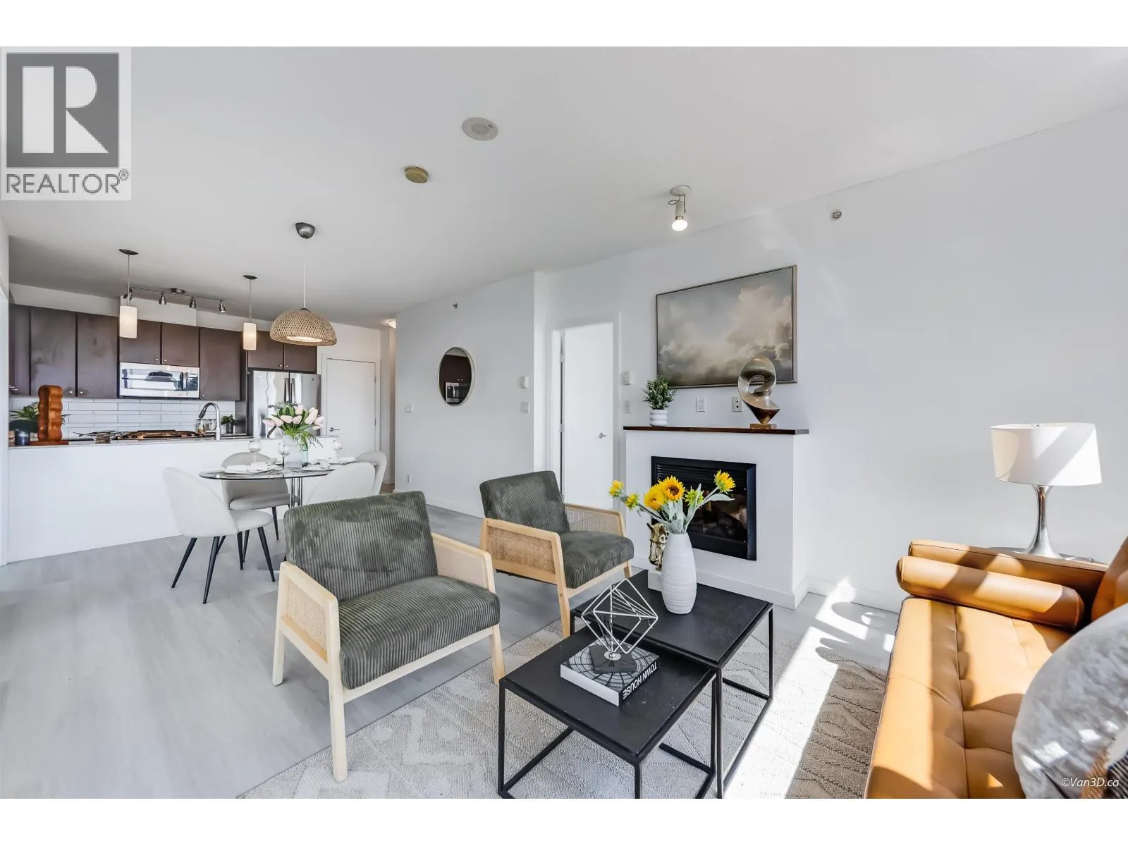 1206 280 ROSS DRIVE