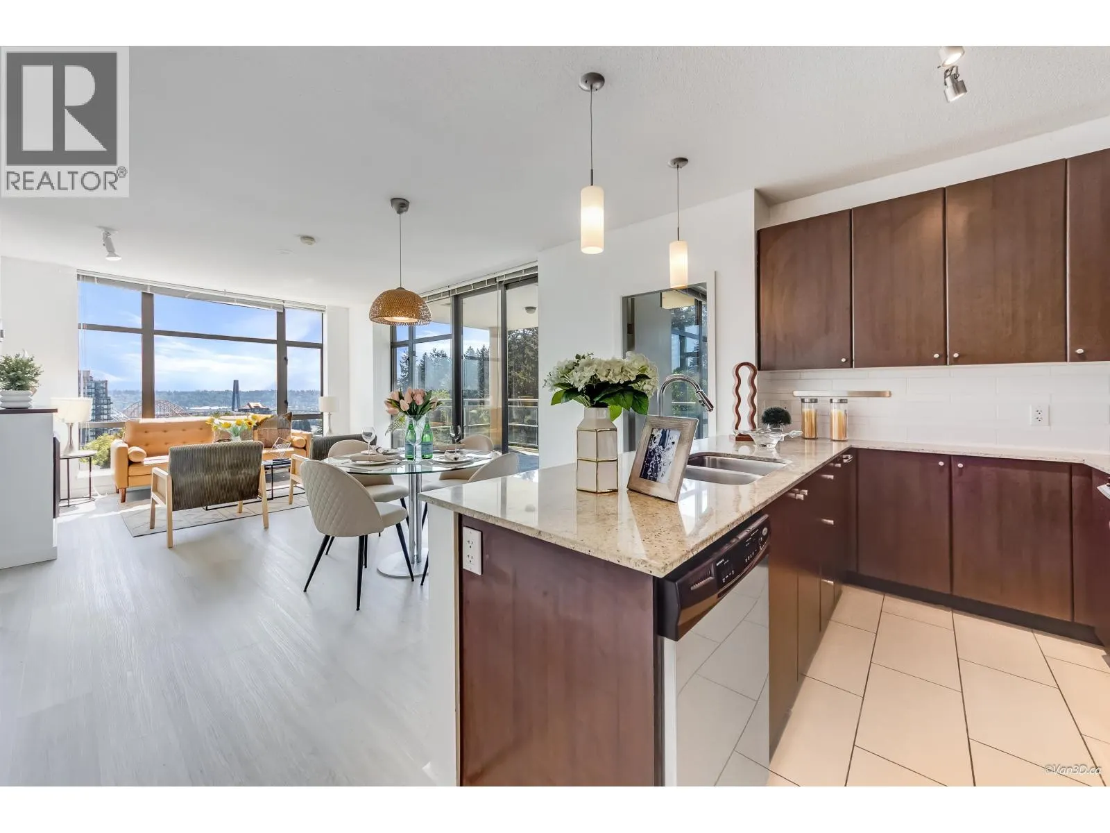 1206 280 ROSS DRIVE
