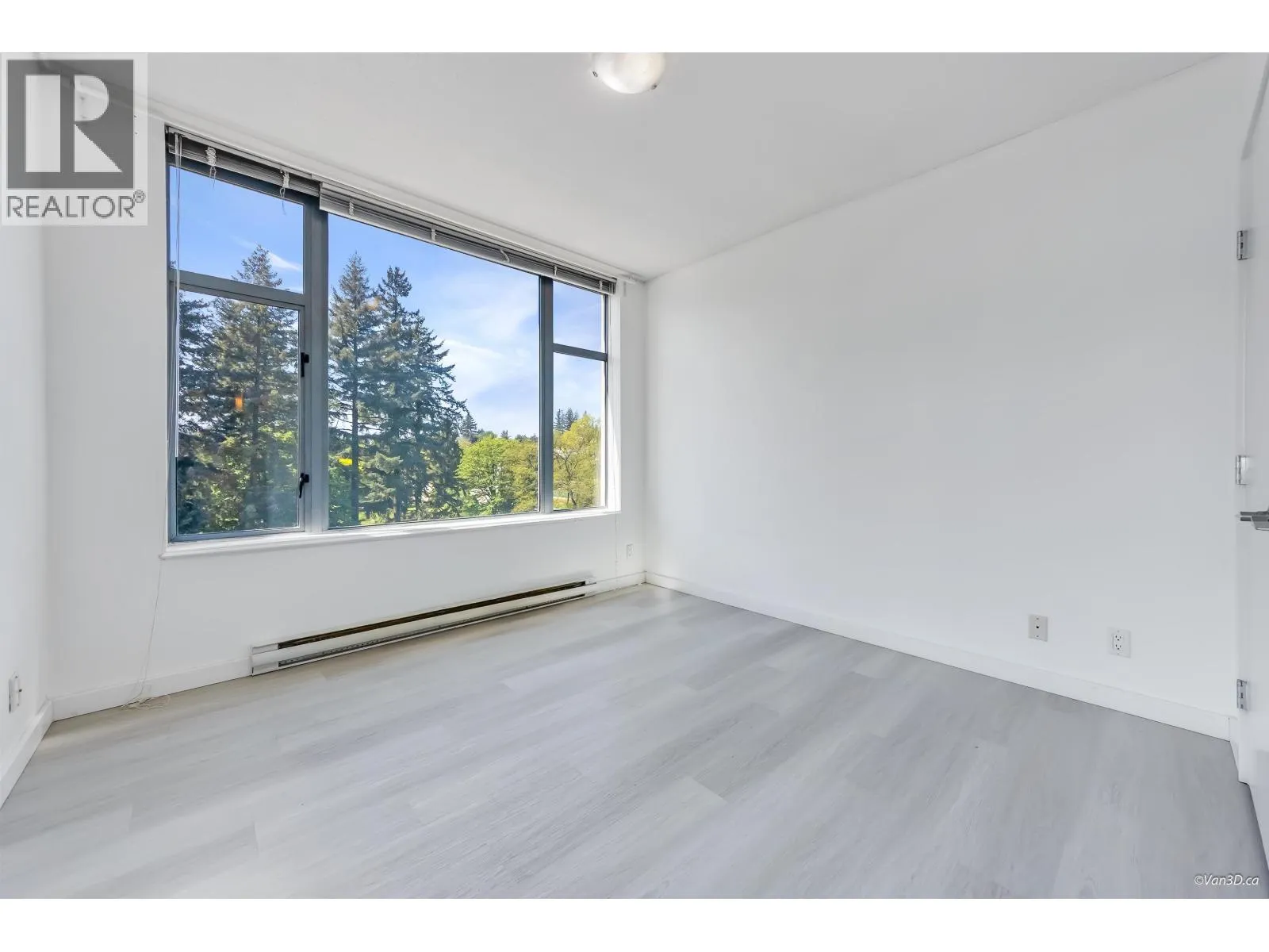 1206 280 ROSS DRIVE