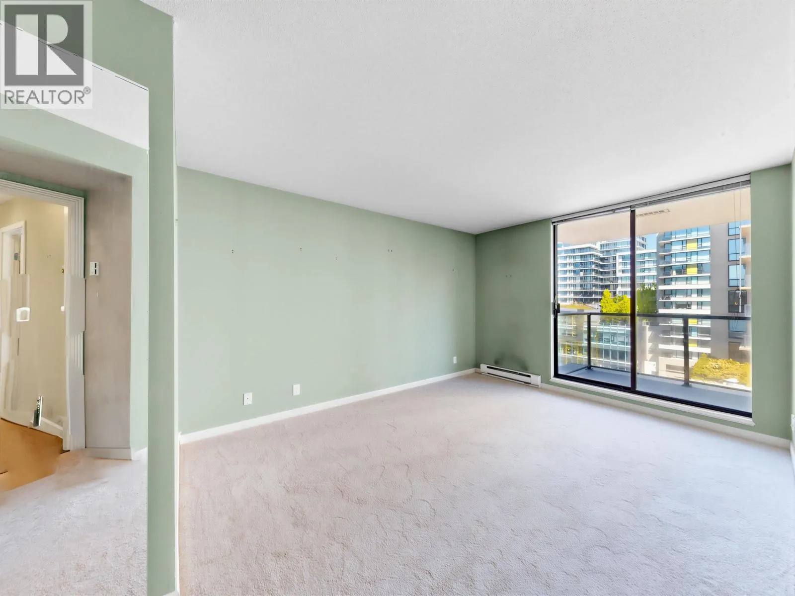 824 7831 WESTMINSTER HIGHWAY