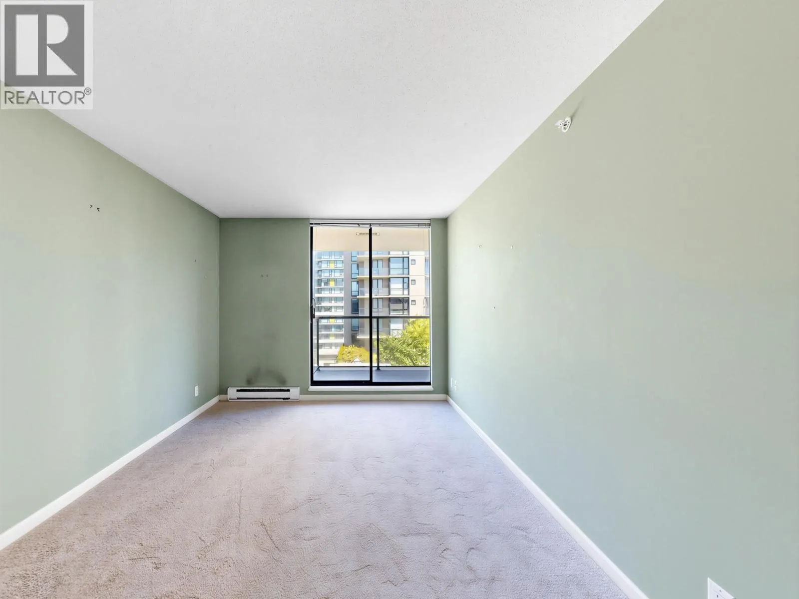 824 7831 WESTMINSTER HIGHWAY