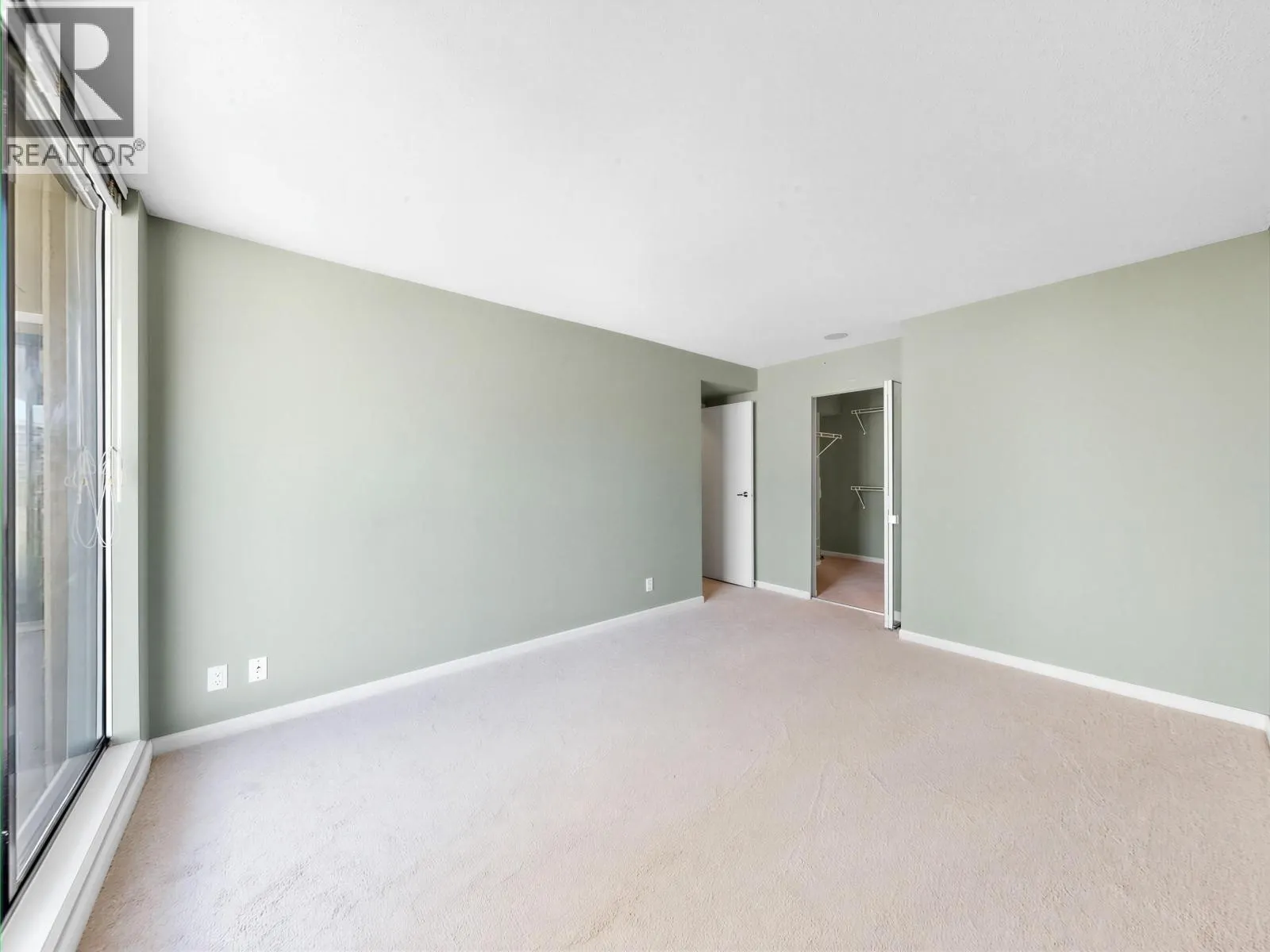 824 7831 WESTMINSTER HIGHWAY