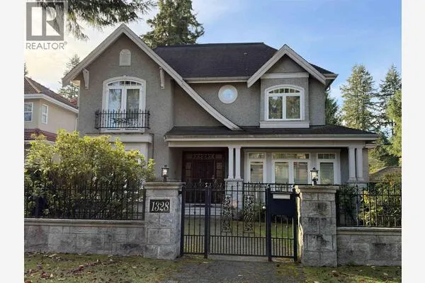 1328 DOGWOOD AVENUE