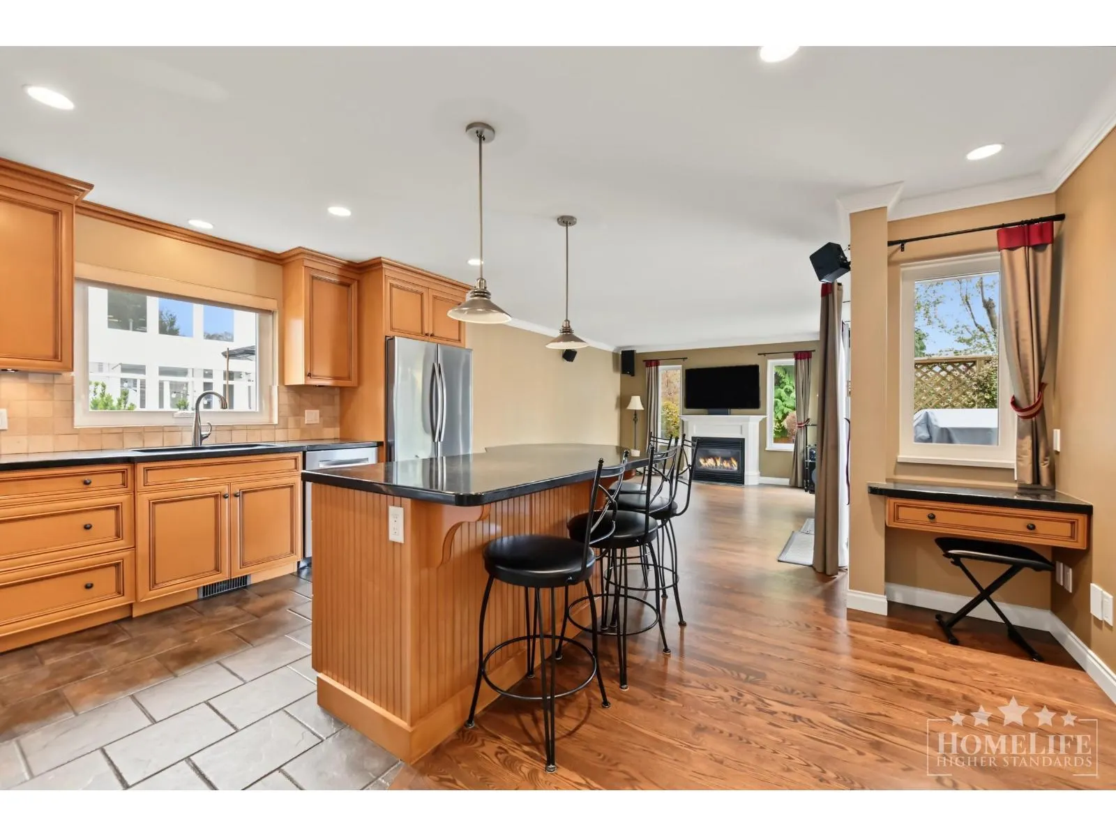 House 14564 18A AVENUE