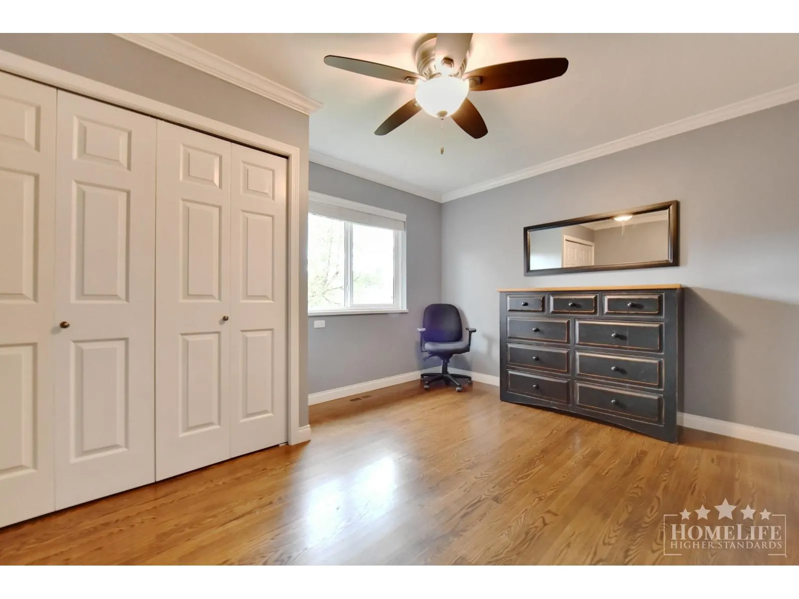 House 14564 18A AVENUE