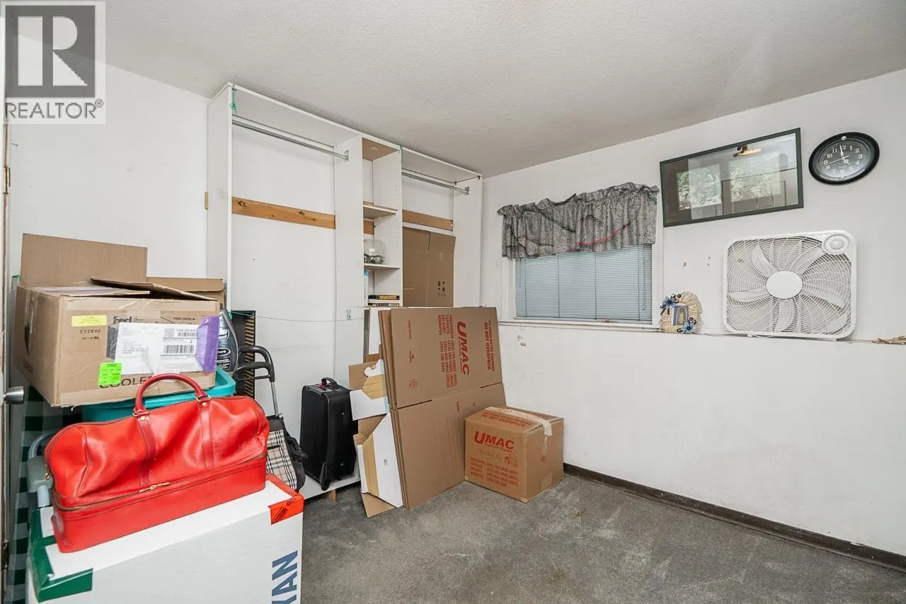 4712 VICTORIA DRIVE