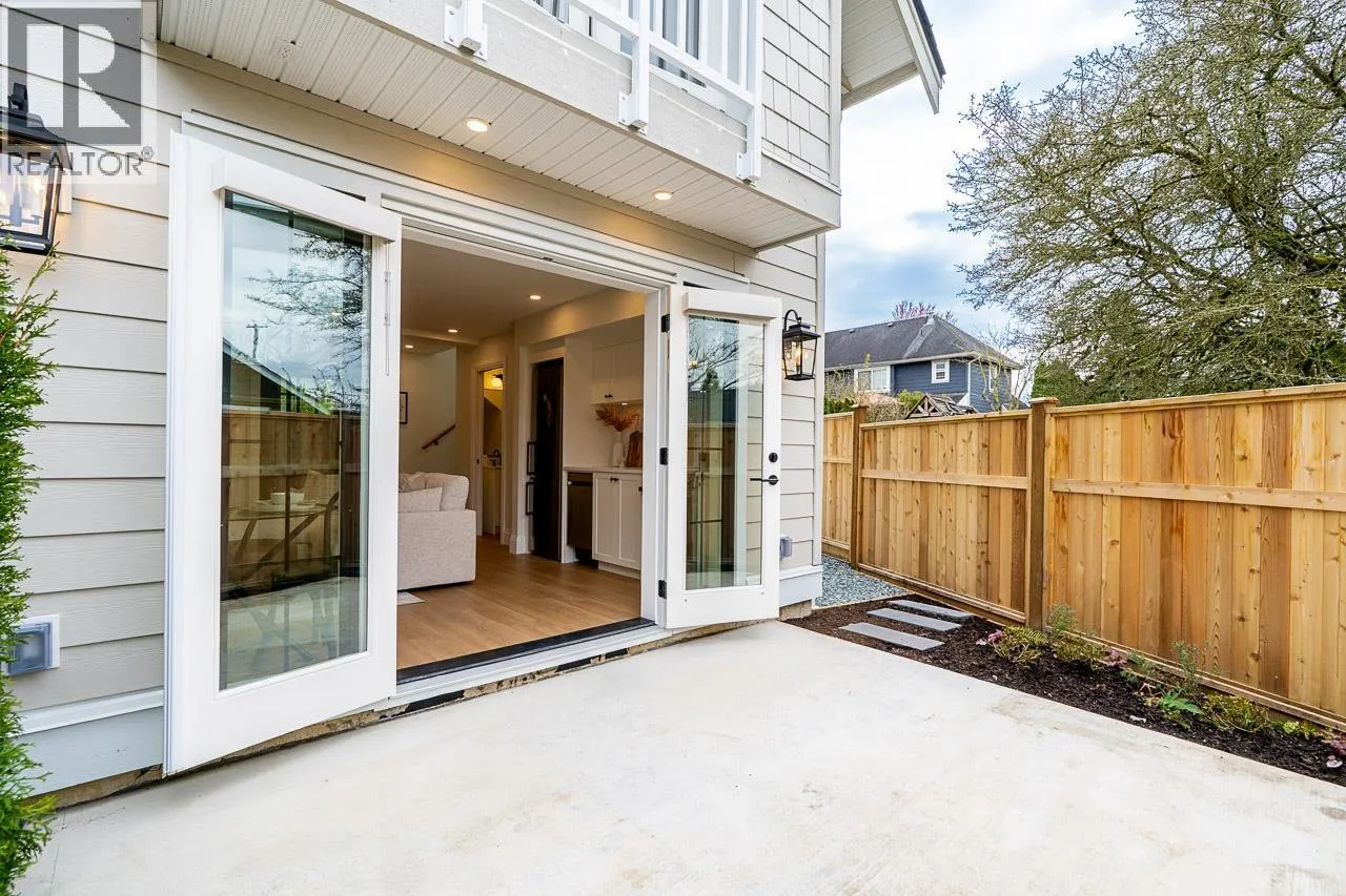 5411 CRESCENT DRIVE