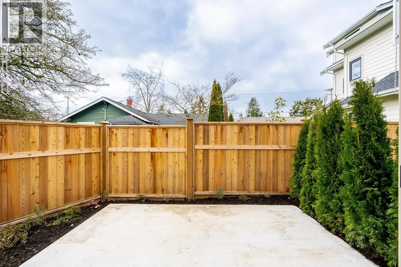 5411 CRESCENT DRIVE