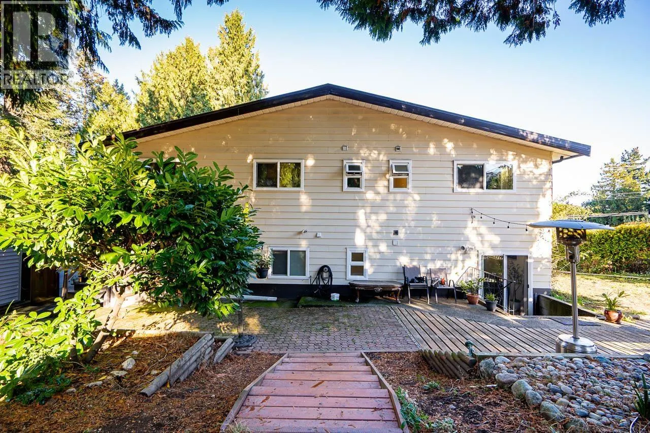 1111 ENGLISH BLUFF ROAD