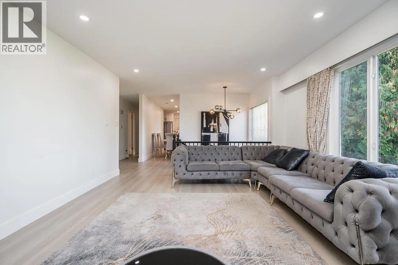 1111 ENGLISH BLUFF ROAD