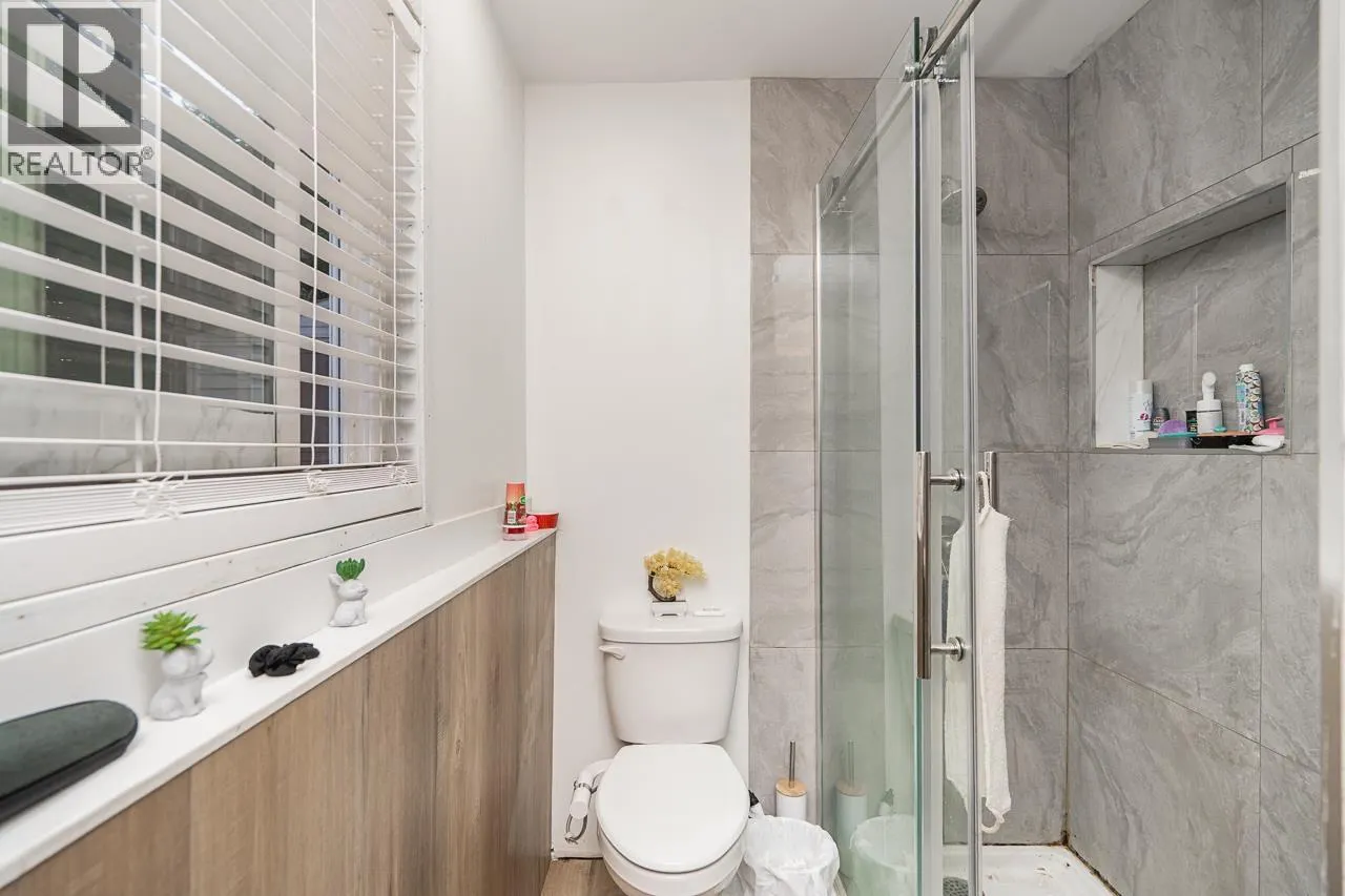 1111 ENGLISH BLUFF ROAD