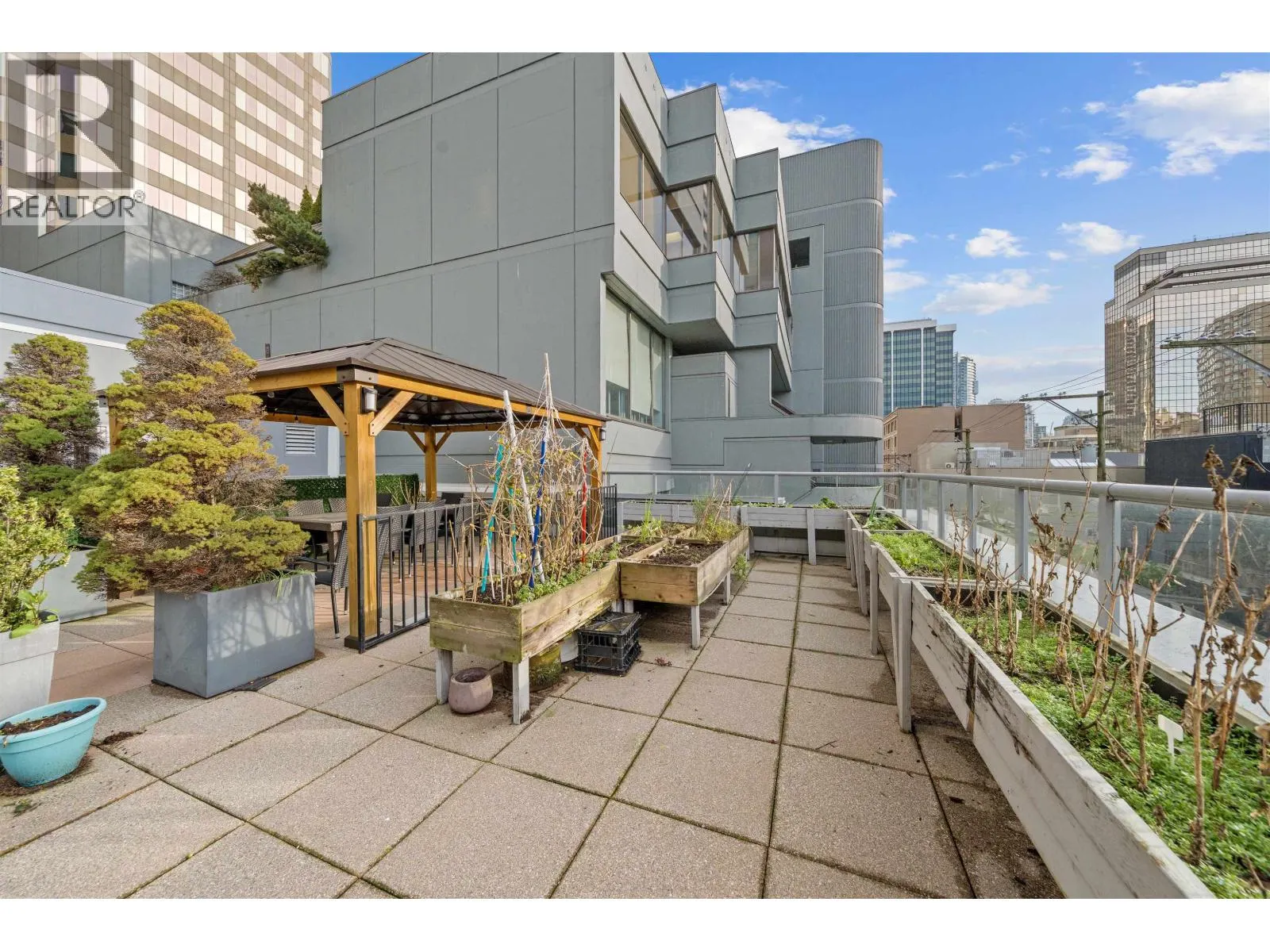 1908 1060 ALBERNI STREET