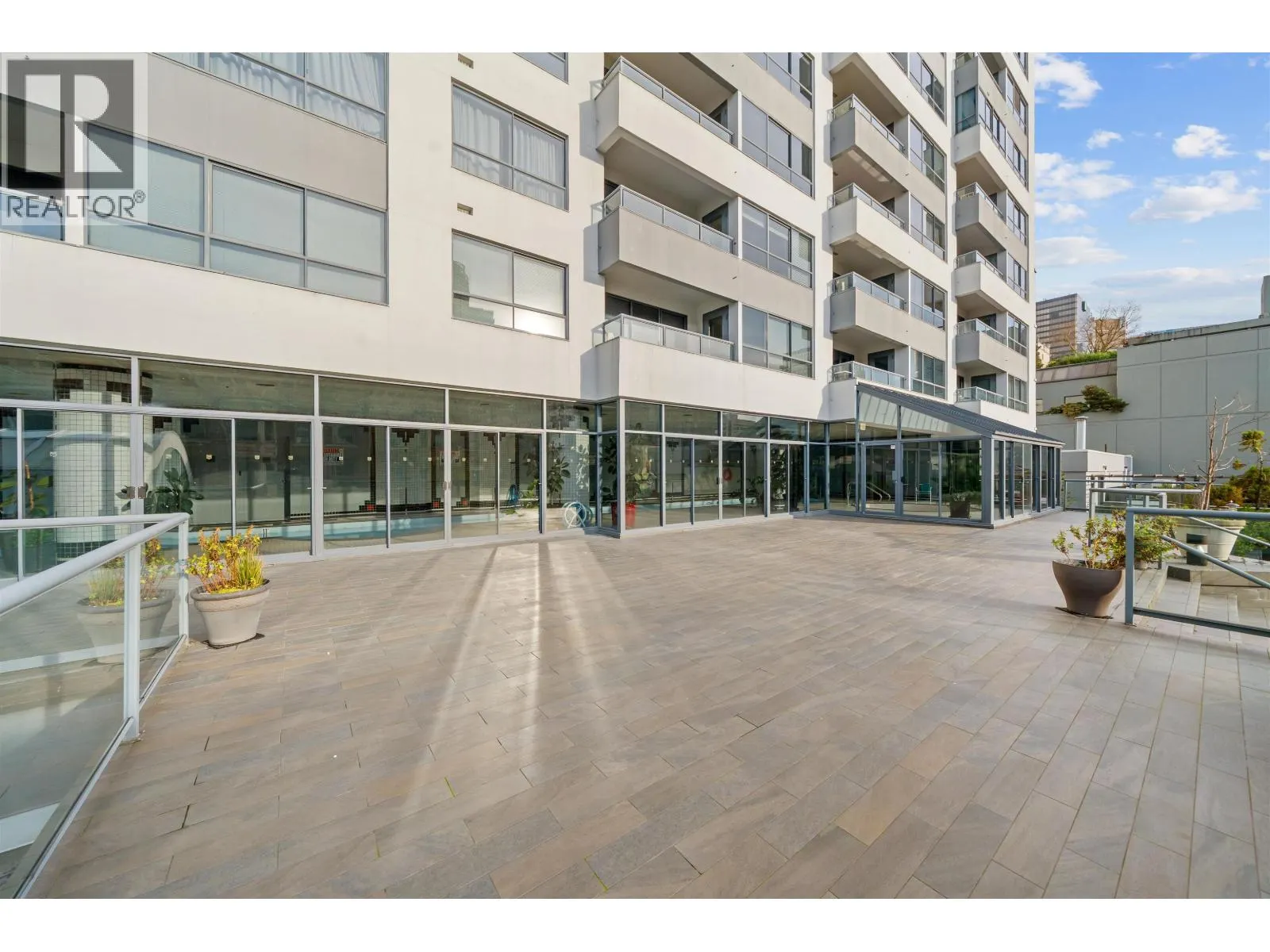 1908 1060 ALBERNI STREET
