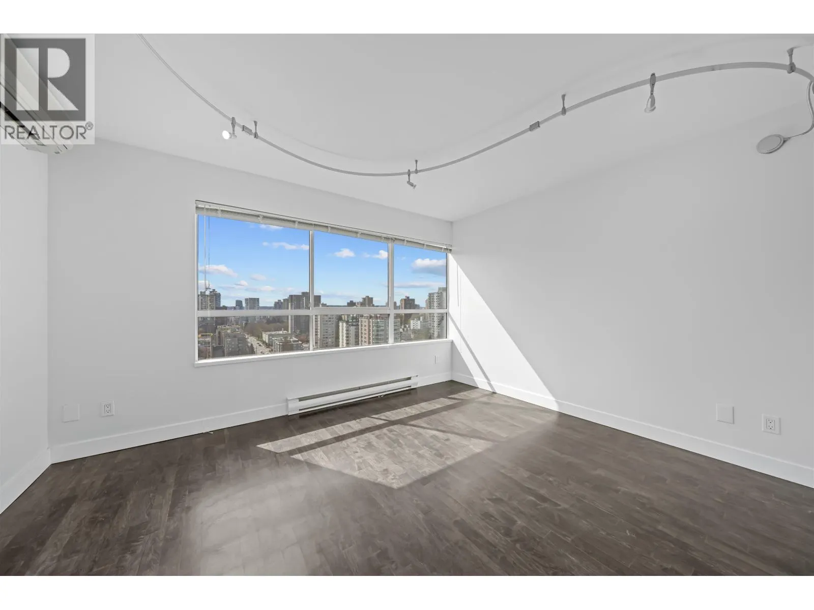 1908 1060 ALBERNI STREET