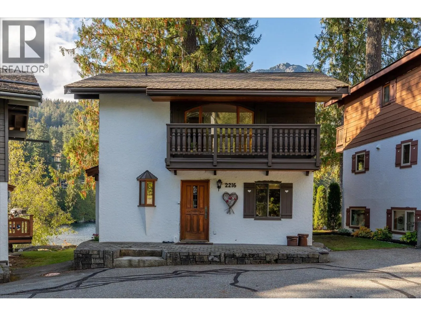 2216 WHISTLER RIDGE