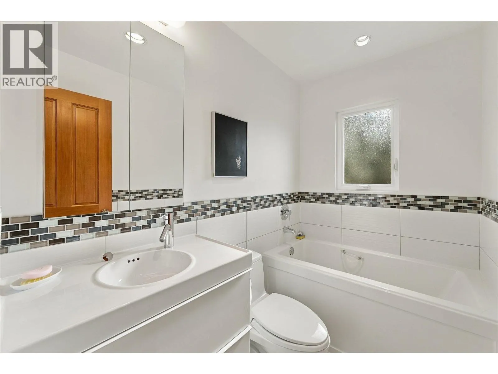2216 WHISTLER RIDGE