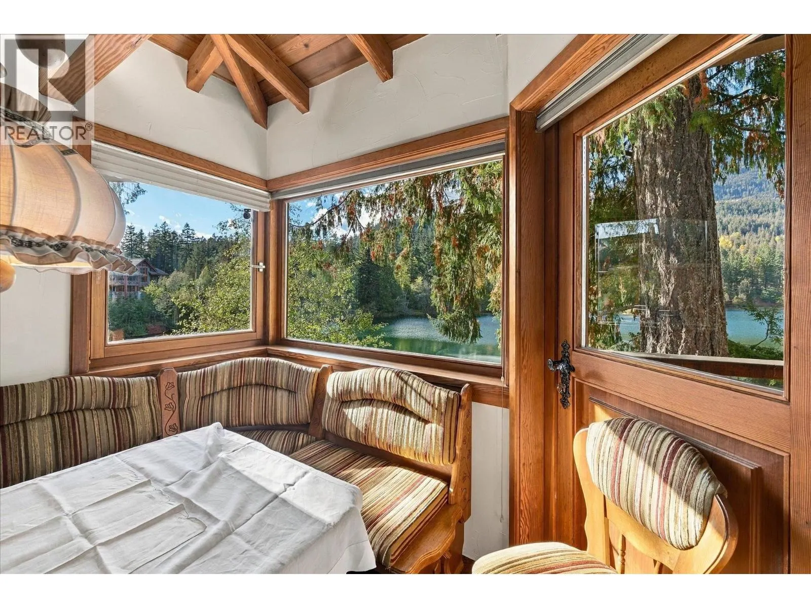2216 WHISTLER RIDGE