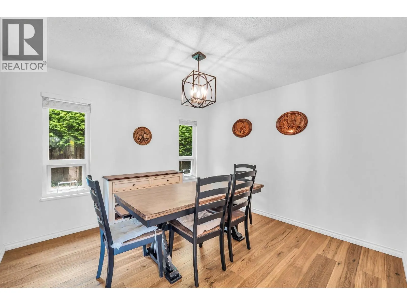 53XX TIFFANY PLACE